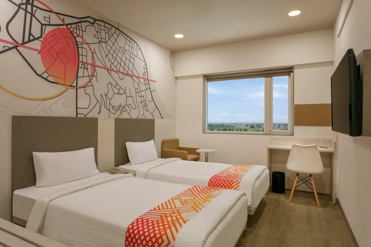 Hotel Ginger Sānand Exteriér fotografie