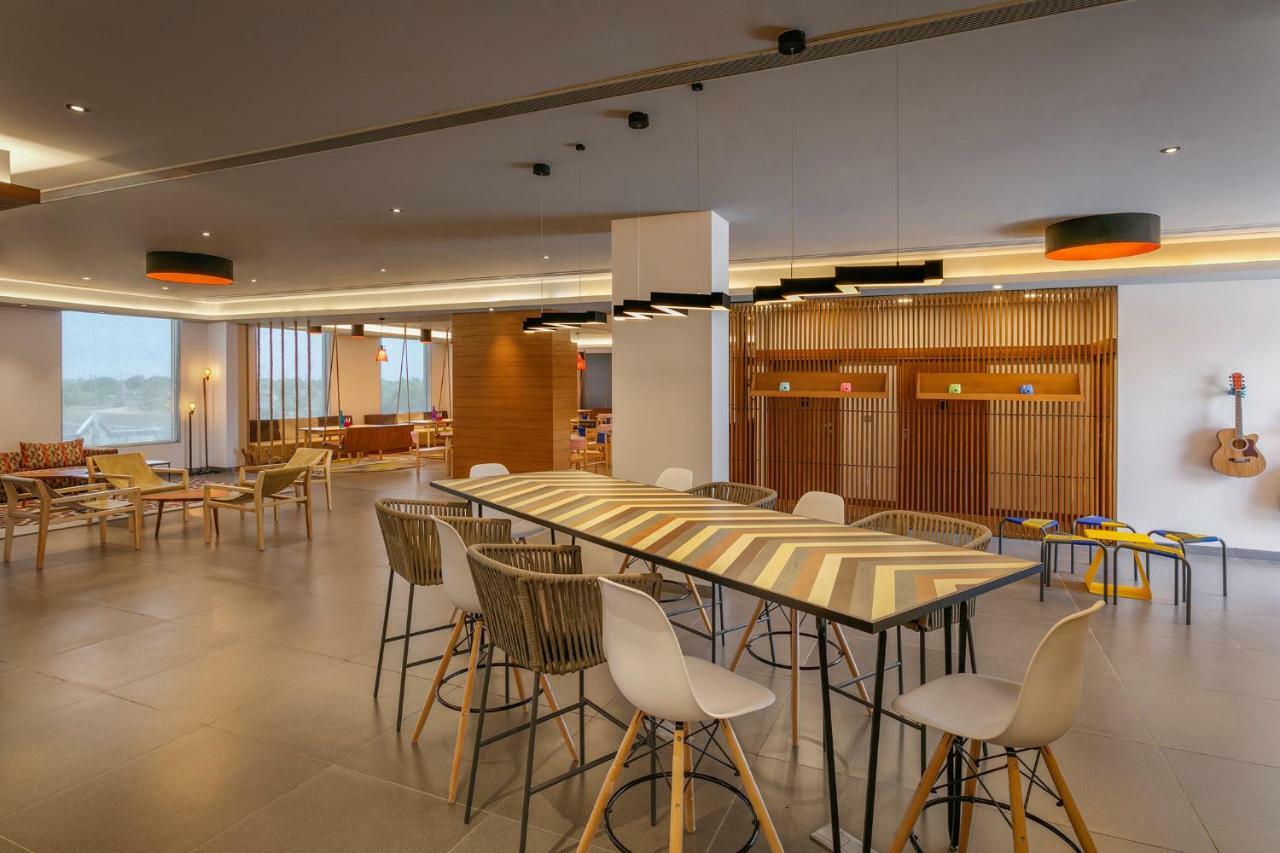 Hotel Ginger Sānand Exteriér fotografie